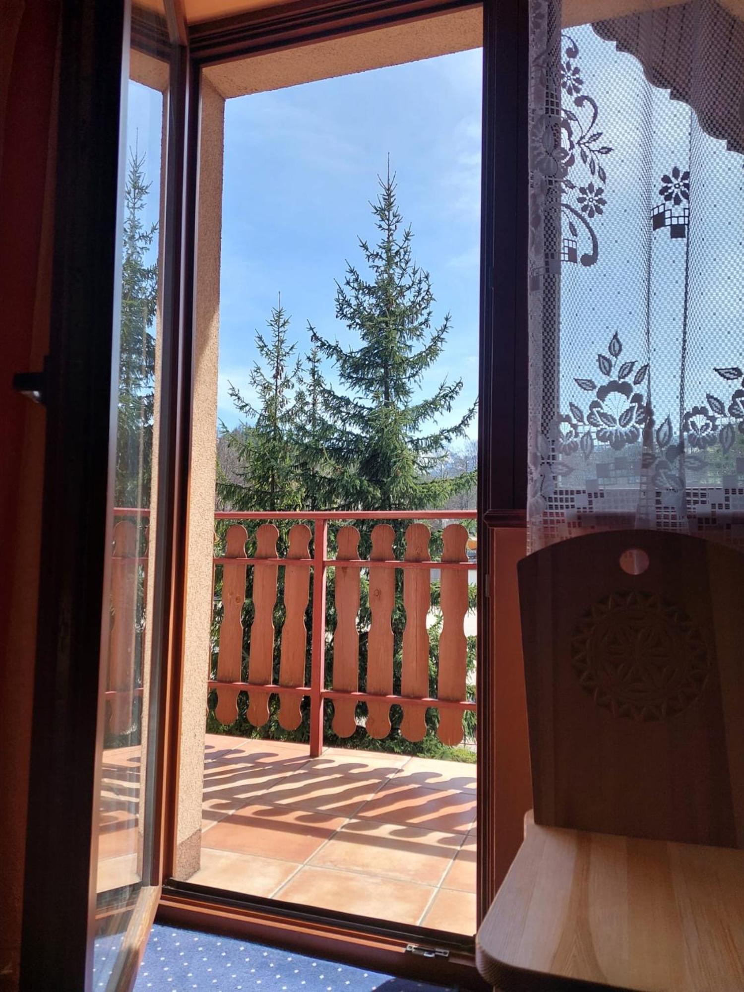 Goscinne Centrum Brzozowa 14 Homestay
