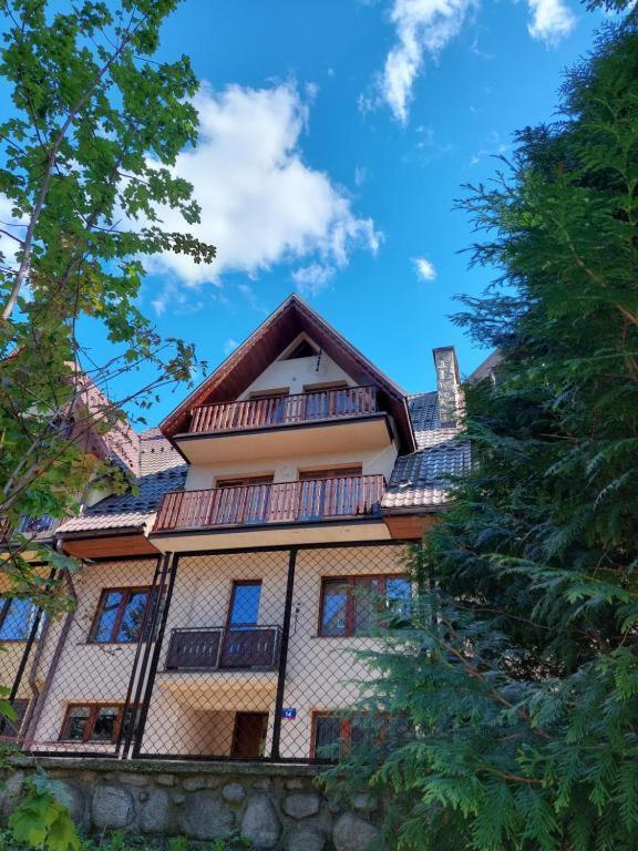 Goscinne Centrum Brzozowa 14 Homestay
