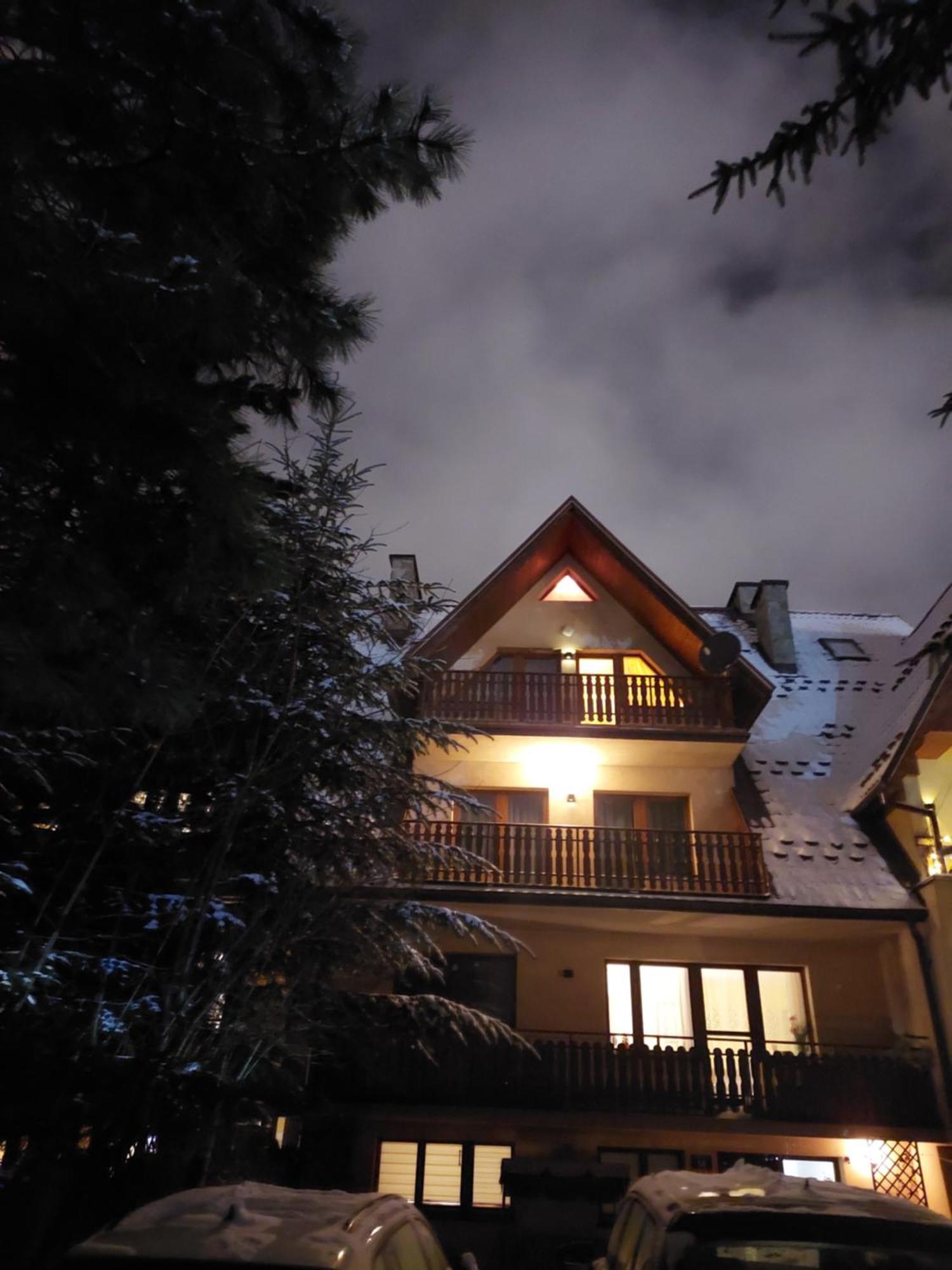 Goscinne Centrum Brzozowa 14 Homestay